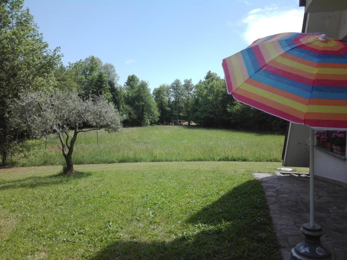 La Vie En Rose Bed & Breakfast Buia Екстериор снимка
