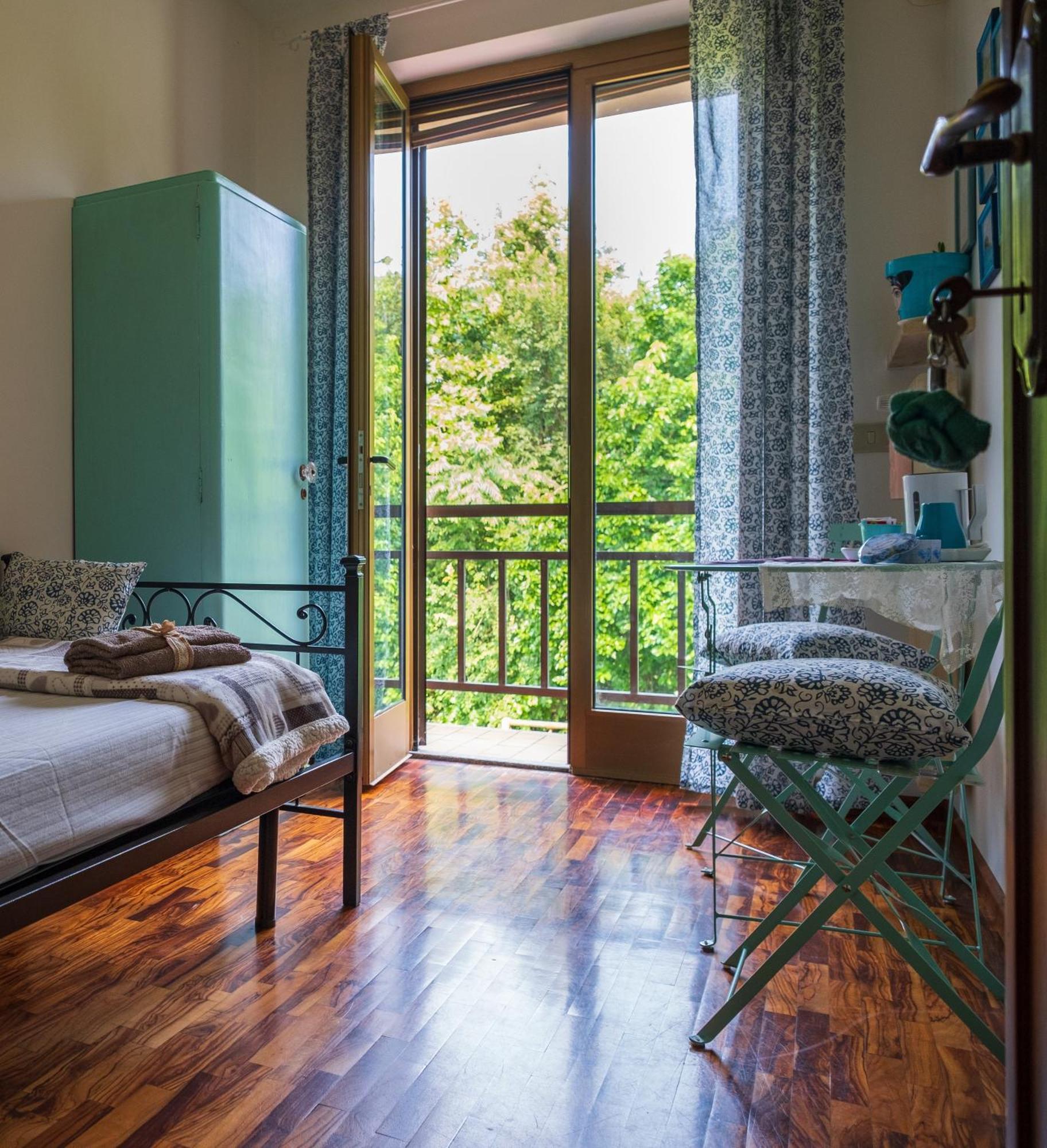 La Vie En Rose Bed & Breakfast Buia Екстериор снимка